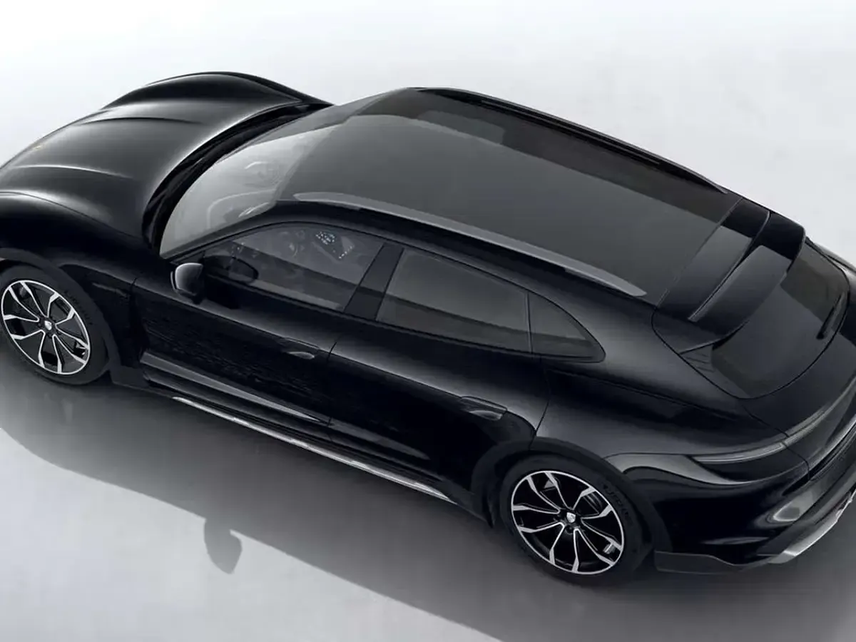 Usata Porsche Taycan 4 Cross Turismo Cross Turismo 139 kW (190 CV) 2022 Nero jet metallizzato Station wagon