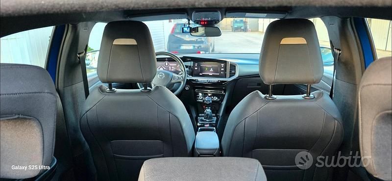 Usata Opel Mokka Ultimate 136 CV (100 kW) 2023 Blu SUV