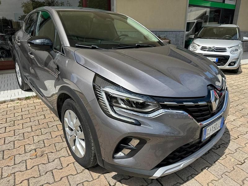 Usata Renault Captur Intens 92 CV (67 kW) 2022 Grigio SUV