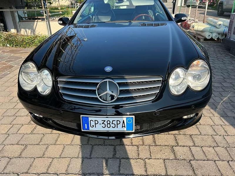 Käytetty Mercedes SL500 306 HP (225 kW) 2002 Musta Avoauto
