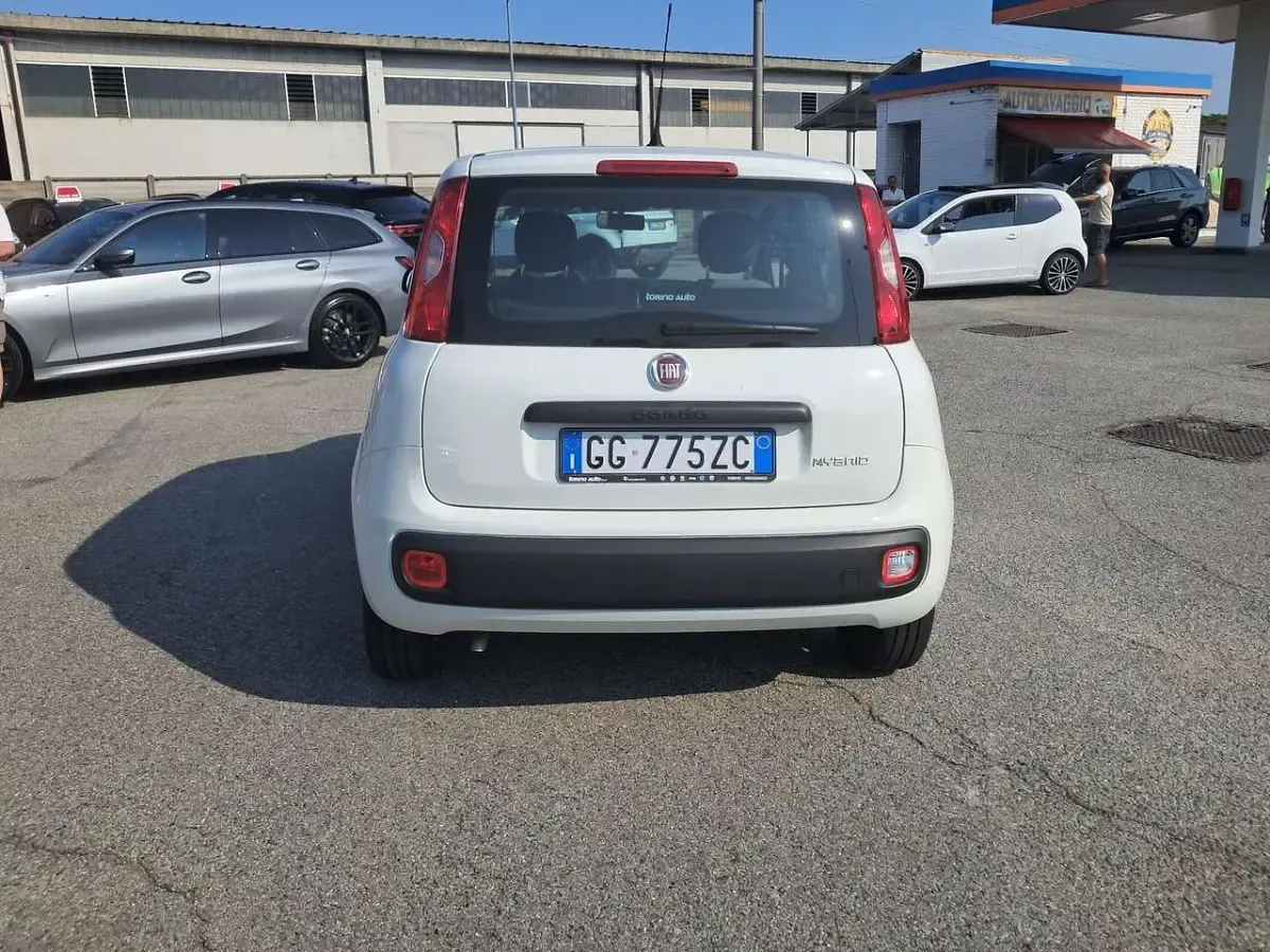 Usata Fiat Panda Connect 69 CV (50 kW) 2021 Bianco Utilitaria