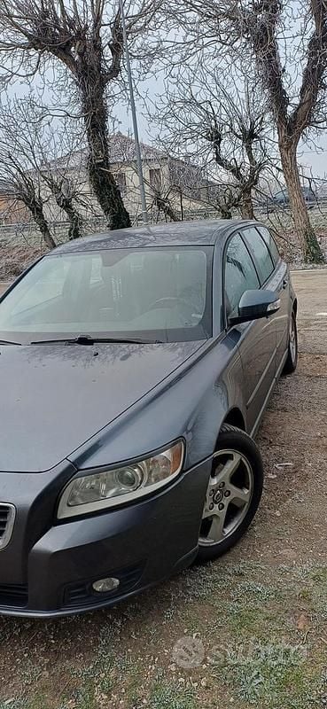 Usata Volvo V50 101 CV (74 kW) 2012 Marrone Station wagon