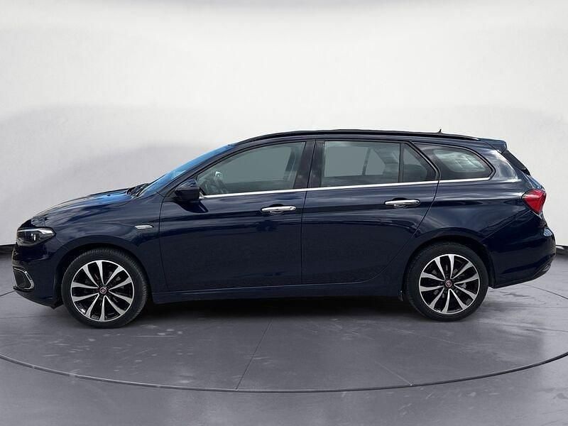 Usata Fiat Tipo Lounge 120 CV (88 kW) 2017 Blu/azzurro Station wagon