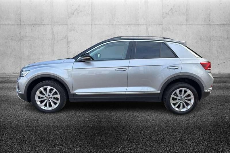 Usata VW T-Roc Style 150 CV (110 kW) 2024 Argento SUV