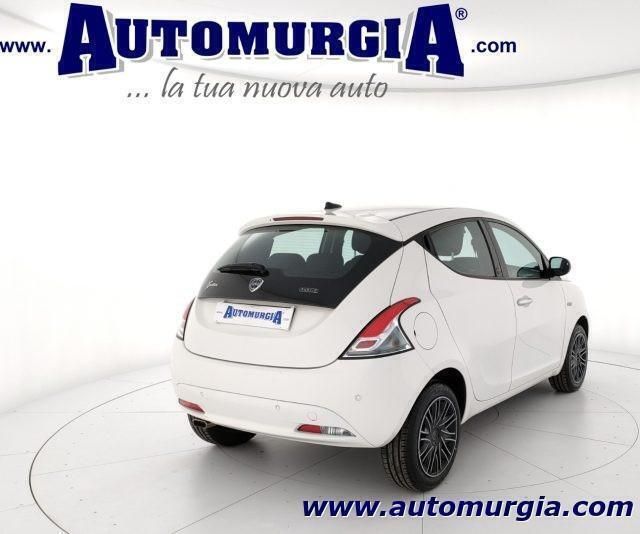 Usata Lancia Ypsilon S 69 CV (50 kW) 2022 Bianco Utilitaria