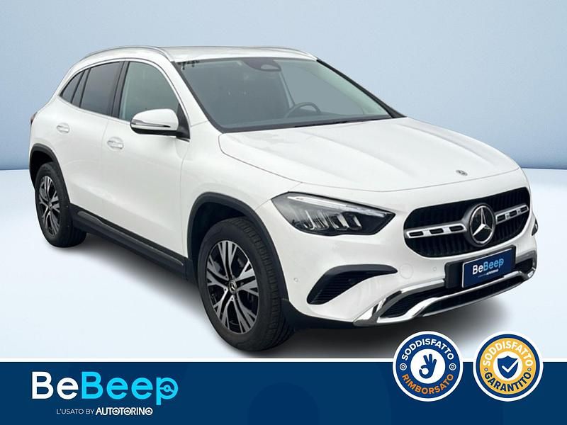 Usata Mercedes GLA200 Advanced Plus 150 CV (110 kW) 2023 Bianco pastello SUV