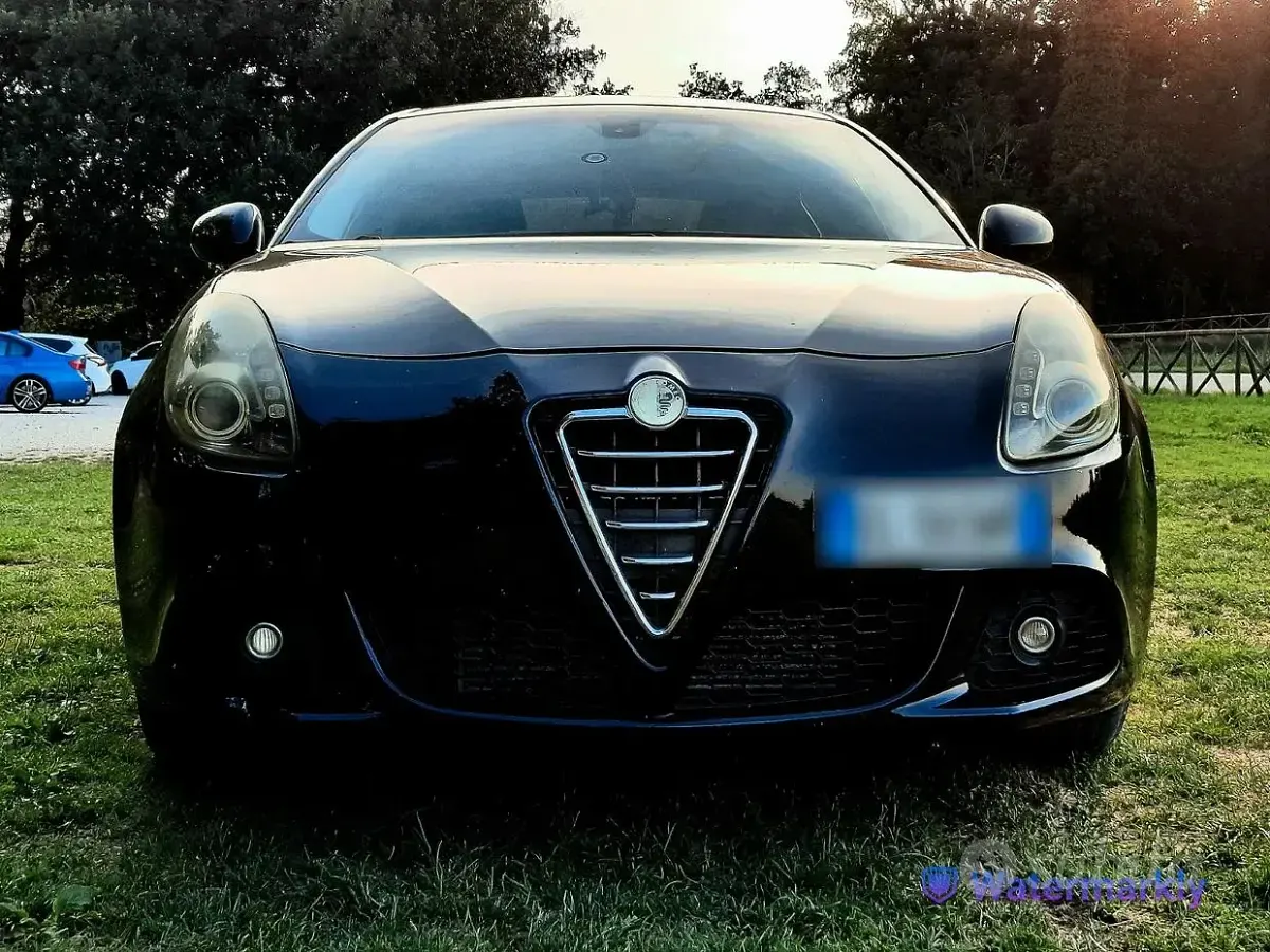 Usata Alfa Romeo Giulietta 109 CV (80 kW) 2012 Nero Utilitaria