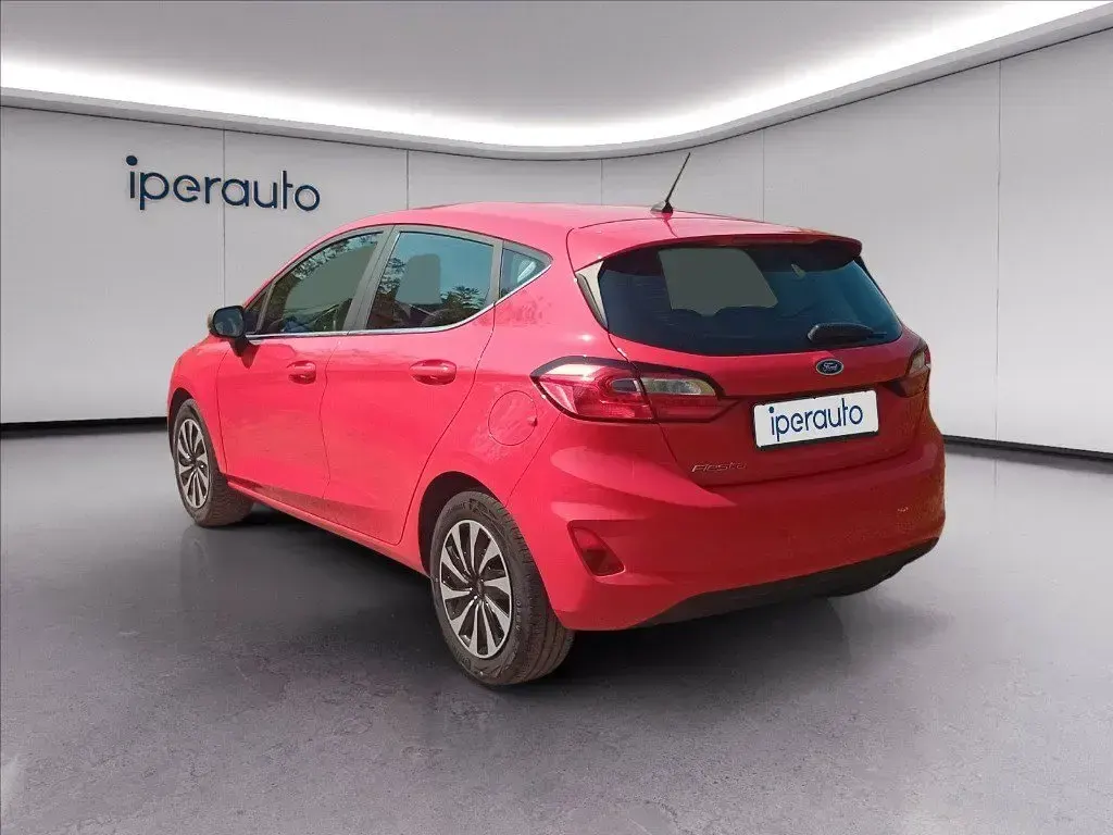 Usata Ford Fiesta Titanium 75 CV (55 kW) 2023 Rossa Utilitaria