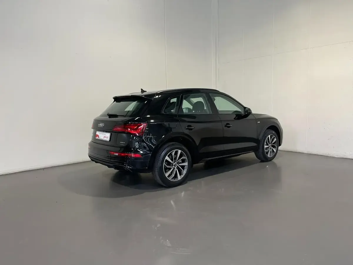 Usata Audi Q5 S-Line 204 CV (150 kW) 2023 Nero mito metallizzato SUV