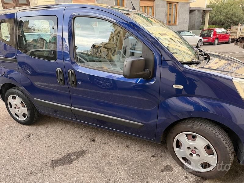 Usata Fiat Qubo Trekking 2016 Blu Monovolume