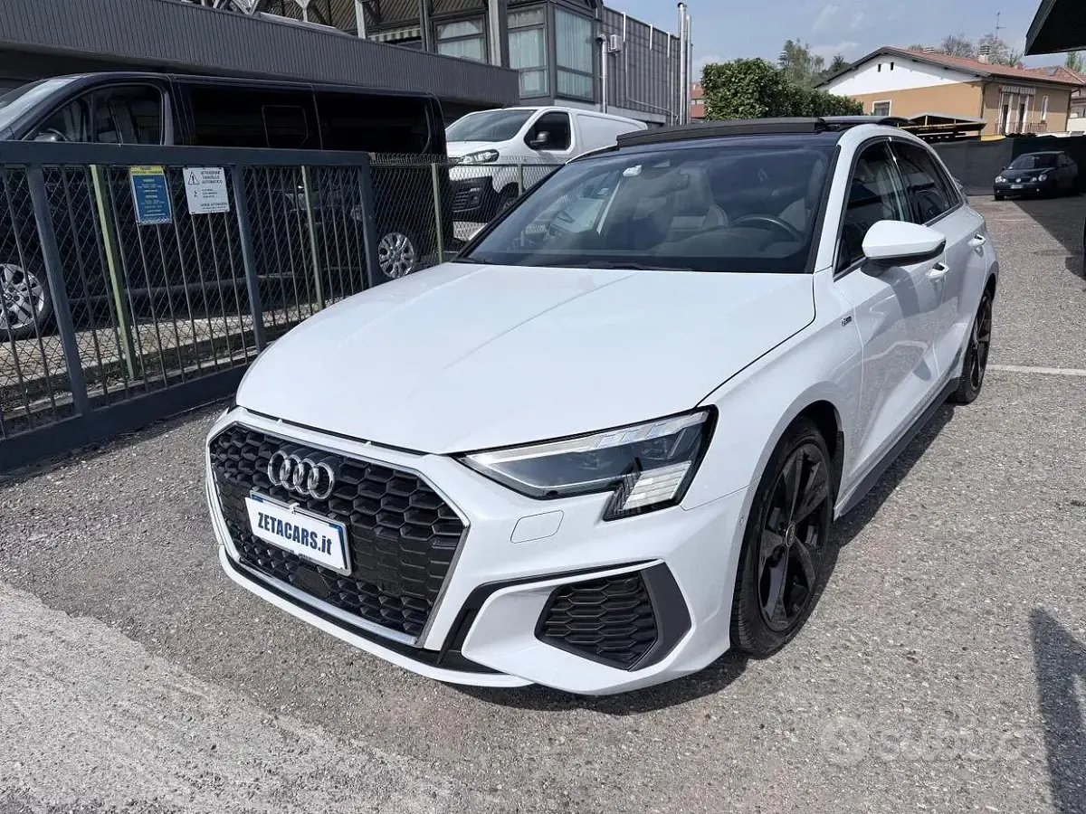 Usata Audi A3 S-Line 150 CV (110 kW) 2024 Bianco Berlina