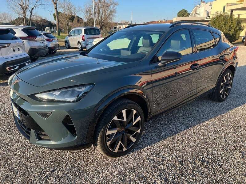 Grigio Usata 2025 Cupra Formentor SUV | 35.500 € (Buon prezzo) - Immagine 1/4