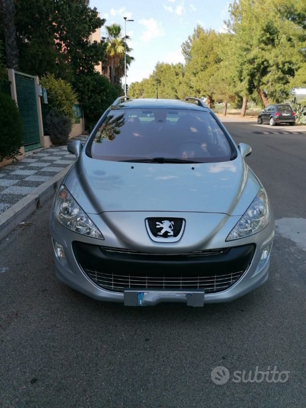 Grigio Usata 2008 Peugeot 308 Station wagon | 1950 € (Buon prezzo) - Immagine 1/4