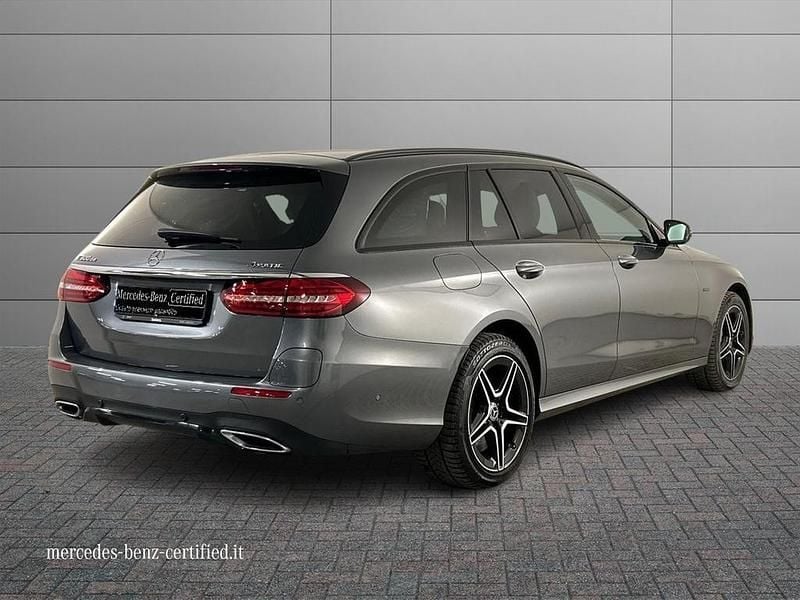 Usata Mercedes 300 Premium 194 CV (142 kW) 2021 Argento Station wagon