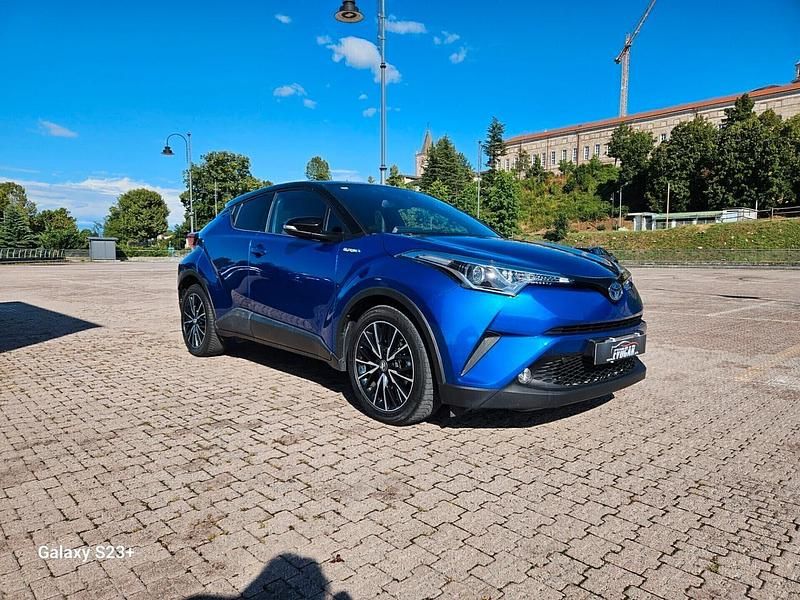 Usata Toyota C-HR 97 CV (71 kW) 2018 Blu SUV