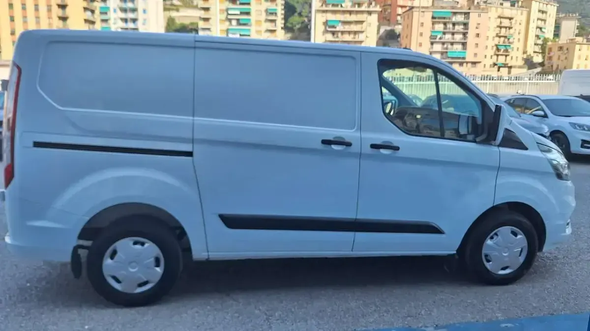 Usata Ford Transit Custom Trend 131 CV (96 kW) 2023 Bianco Furgone