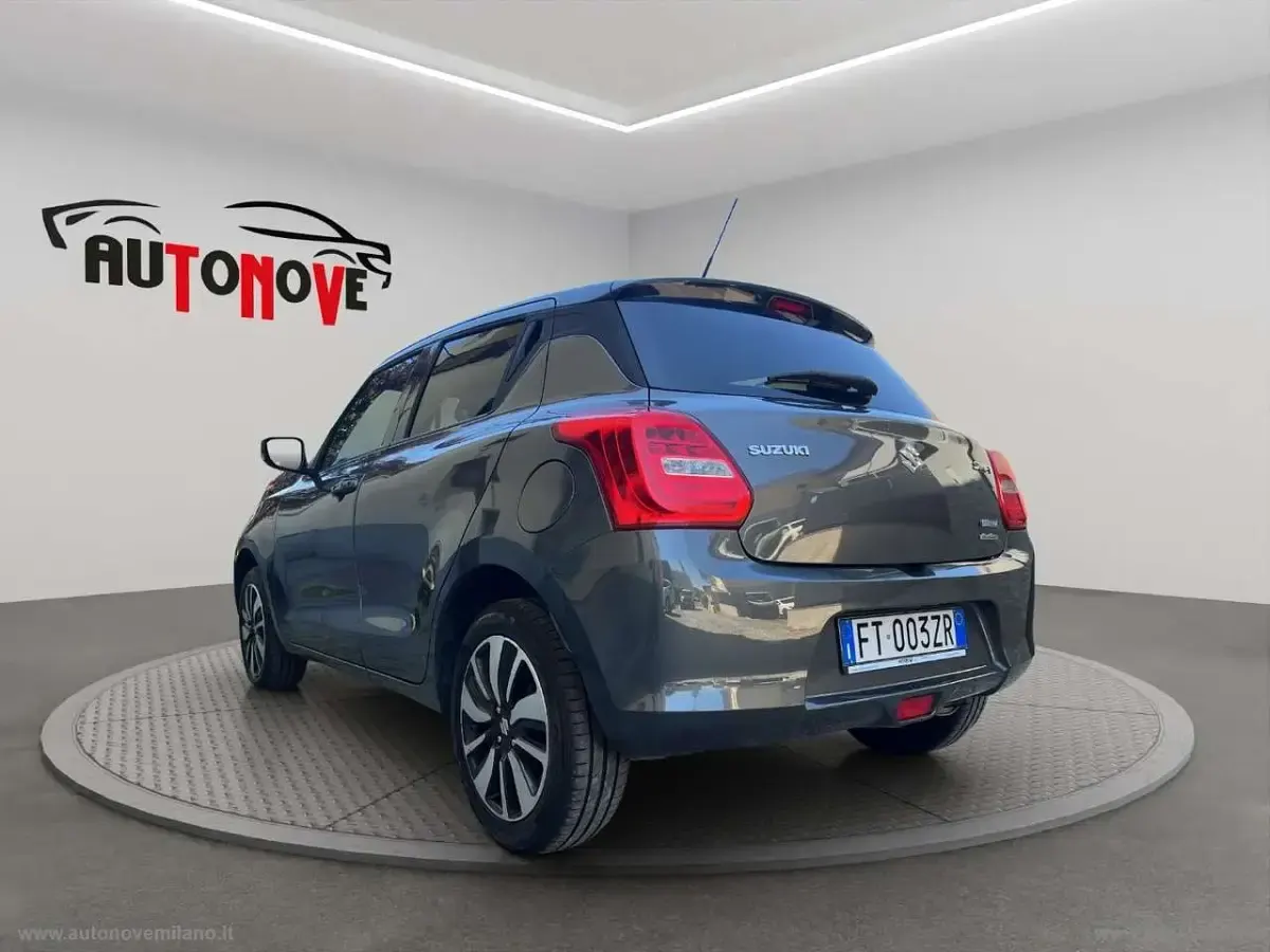 Usata Suzuki Swift 90 CV (66 kW) 2019 Grigio Utilitaria