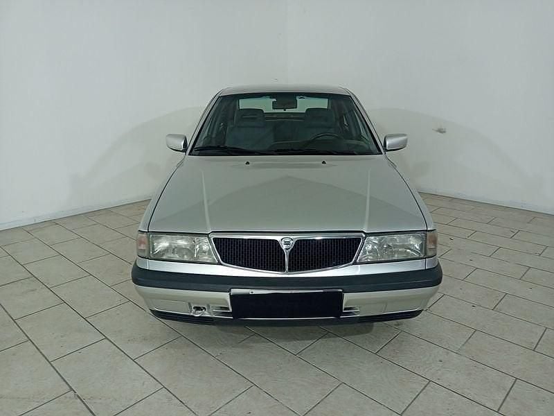 Usata Lancia Dedra 77 CV (56 kW) 1992 Argento Berlina
