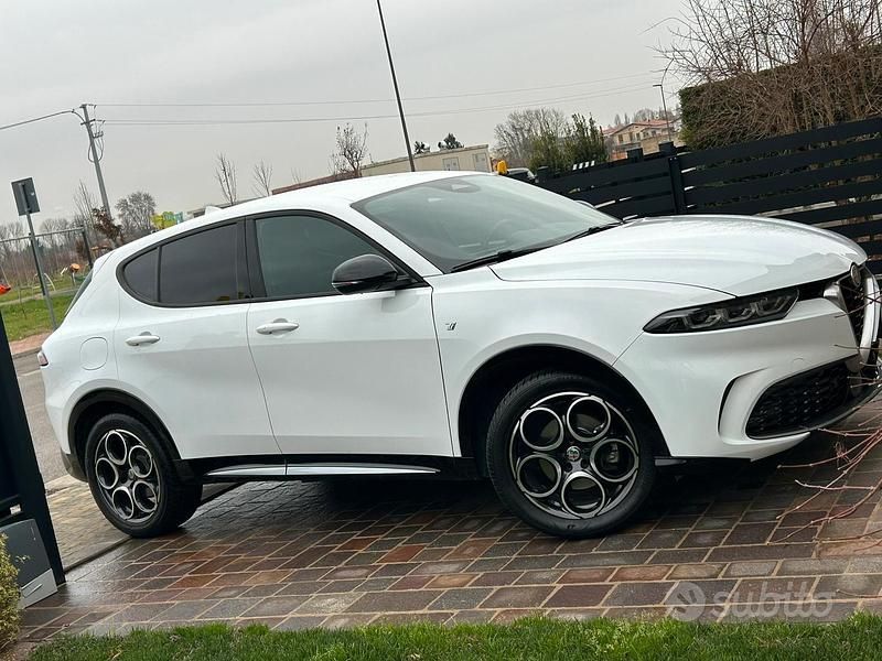 Usata Alfa Romeo Tonale Ti 131 CV (96 kW) 2023 Bianco SUV