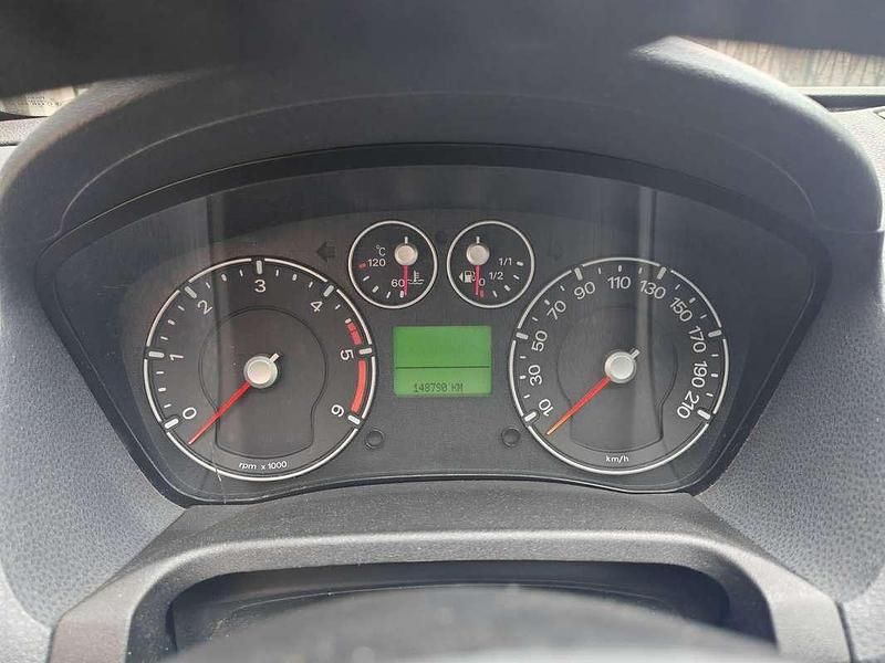 Usata Ford Fiesta Titanium 68 CV (50 kW) 2008 Grigio Berlina