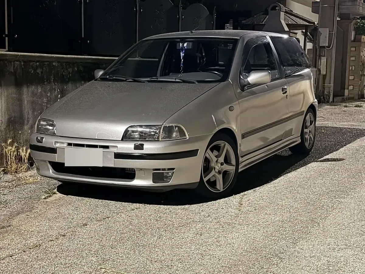 Usata Fiat Punto 131 CV (96 kW) 1997 Grigio Berlina