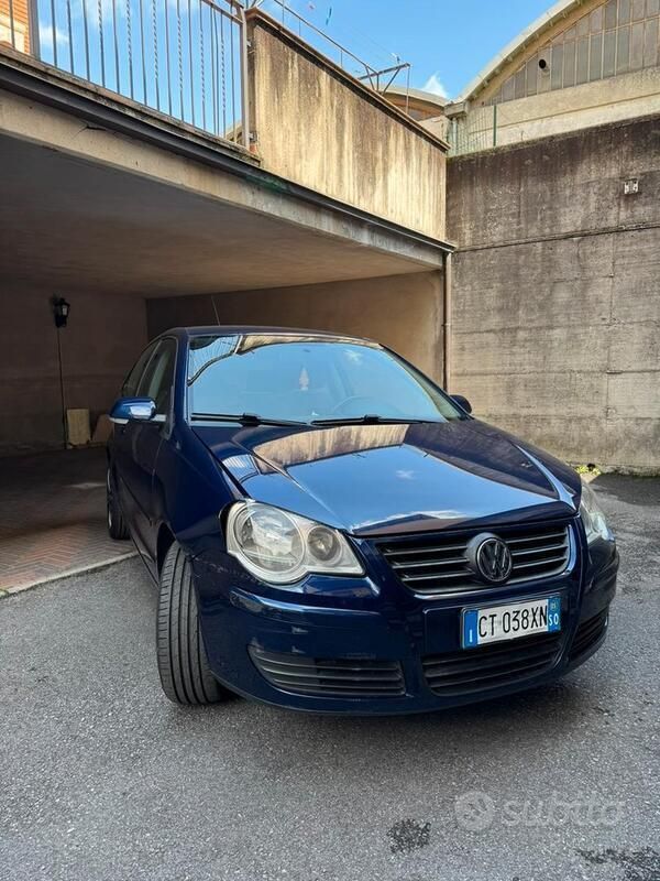 Usata VW Polo 75 CV (55 kW) 2005 Blu Utilitaria