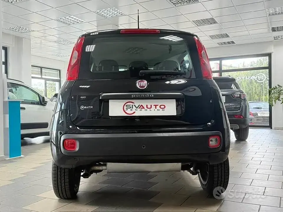 Usata Fiat Panda Lounge 85 CV (62 kW) 2015 Nero Utilitaria