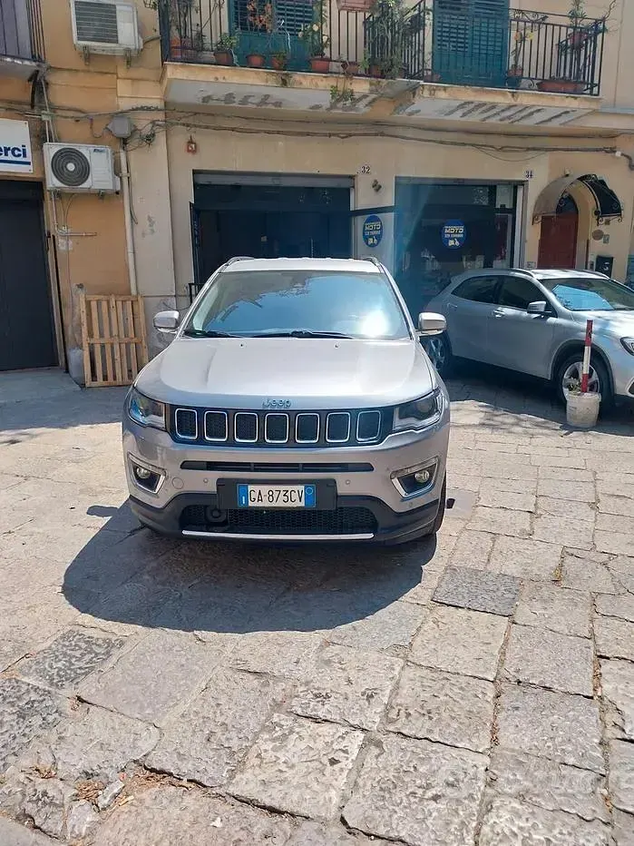 Usata Jeep Compass Limited 120 CV (88 kW) 2020 Grigio SUV