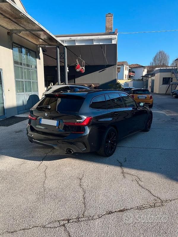 Usata BMW 320 M Sport 190 CV (139 kW) 2020 Nero Station wagon