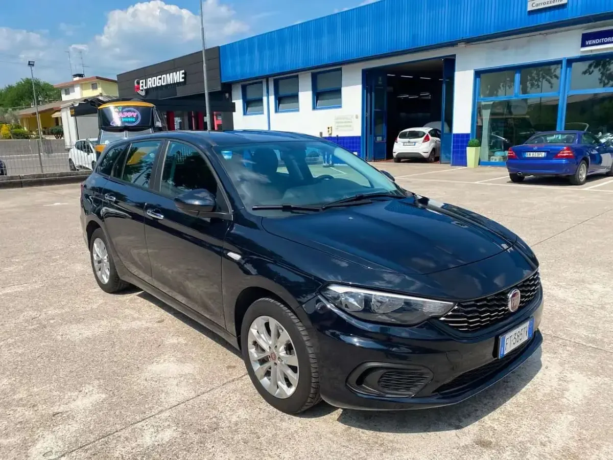 Usata Fiat Tipo Business 95 CV (69 kW) 2018 Nero Station wagon