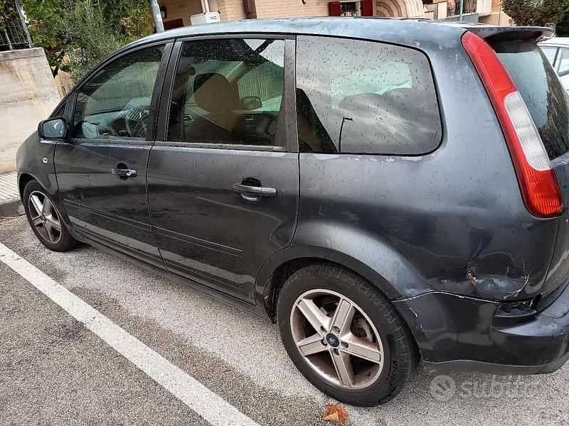 Käytetty Ford Focus 2006