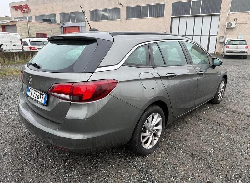 Usata Opel Astra Innovation 135 CV (99 kW) 2019 Grigio Station wagon