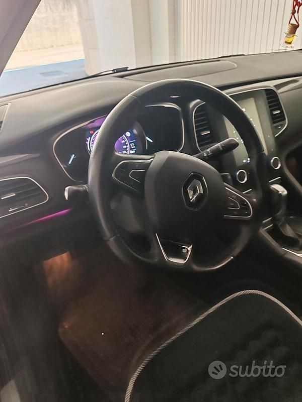 Usata Renault Talisman Initiale Paris 160 CV (117 kW) 2016 Berlina