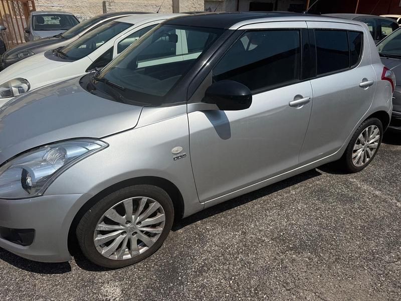 Usata Suzuki Swift 75 CV (55 kW) 2012 Grigio Utilitaria