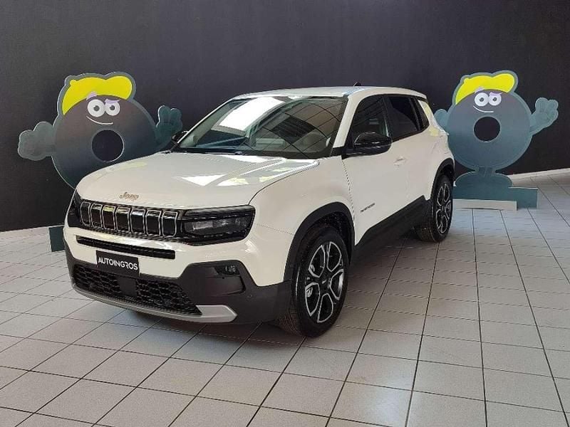 Begagnad Jeep Avenger Summit 101 HK (74 kW) 2024 Snow (solid) SUV