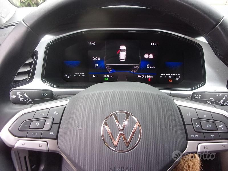 Usata VW T-Roc 150 CV (110 kW) 2024 SUV