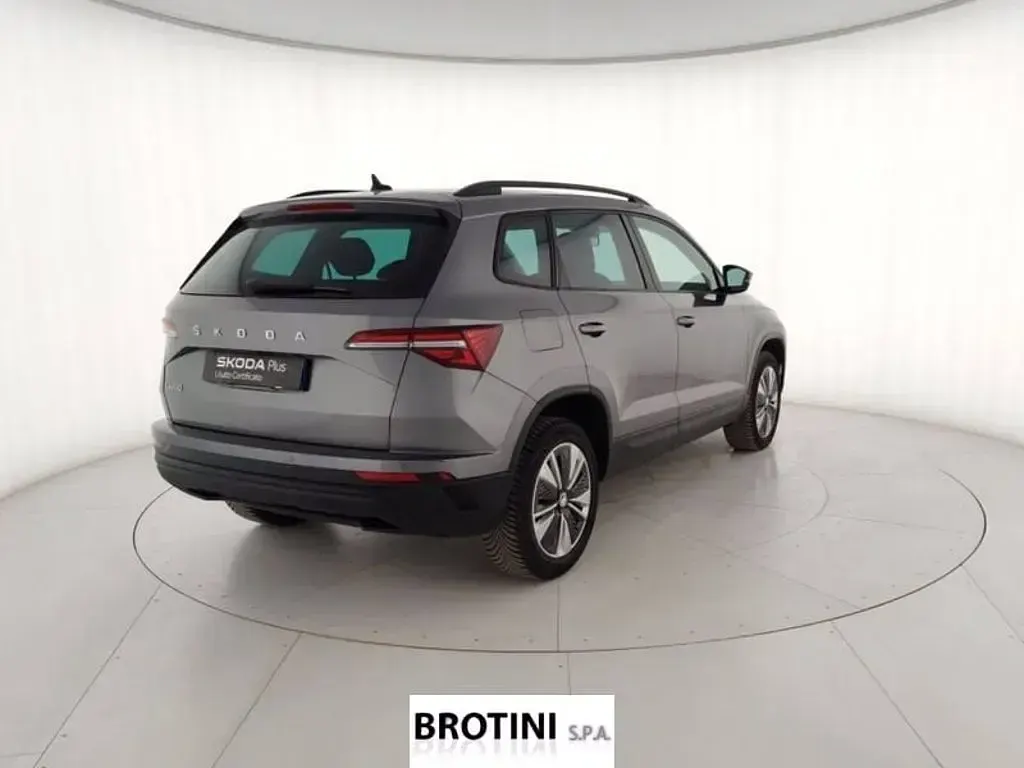 Usata Skoda Karoq Ambition 116 CV (85 kW) 2023 Grigio SUV