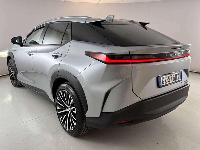 Usata Lexus RZ 450e 131 kW (179 CV) 2025 Argento SUV