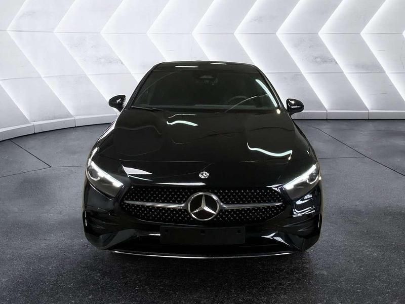 Nuova Mercedes A180 Advanced Plus 116 CV (85 kW) 2026 Nero Utilitaria