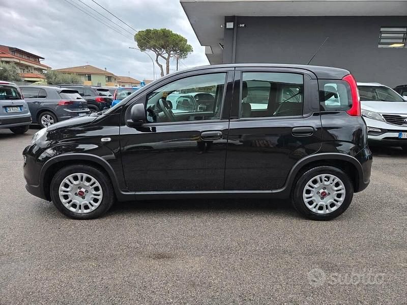 Usata Fiat Panda S 70 CV (51 kW) 2024 Nero Utilitaria