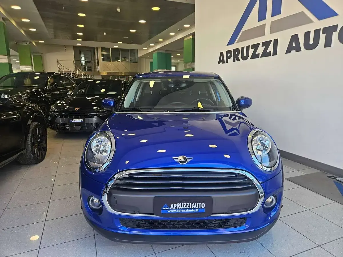 Usata Mini ONE Business 102 CV (75 kW) 2019 Blu/azzurro Utilitaria