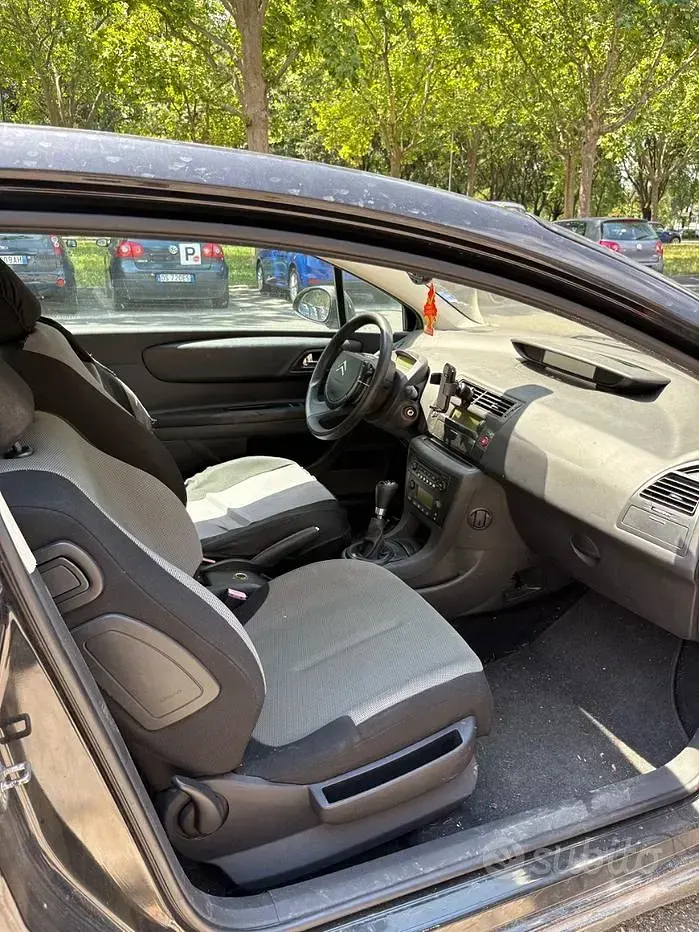 Usata Citroën C4 88 CV (64 kW) 2006 Berlina