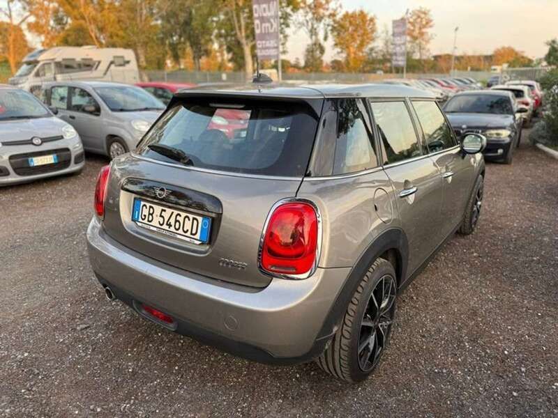 Bronzo Usata 2020 Mini Cooper Due volumi | 14.990 € (Super prezzo) - Immagine 1/4