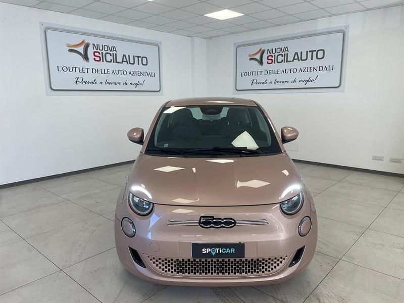 Usata Fiat 500e Icon 86 kW (118 CV) 2023 Rosso