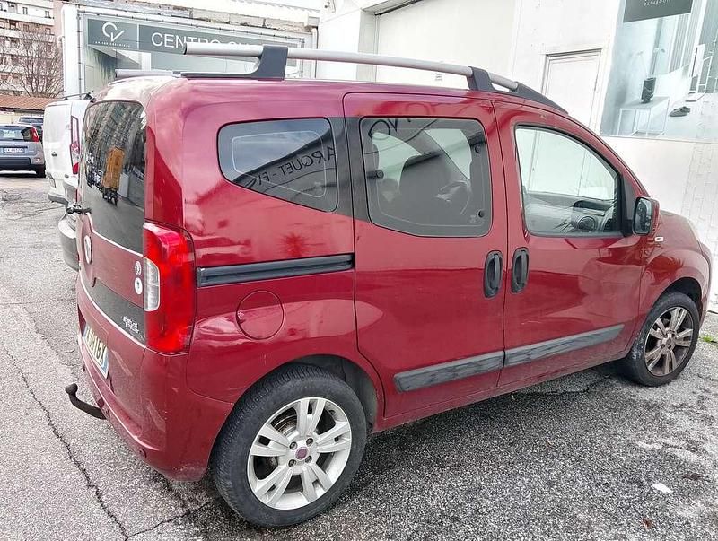 Käytetty Fiat Qubo Active 73 HP (53 kW) 2010 Punainen Tila-auto