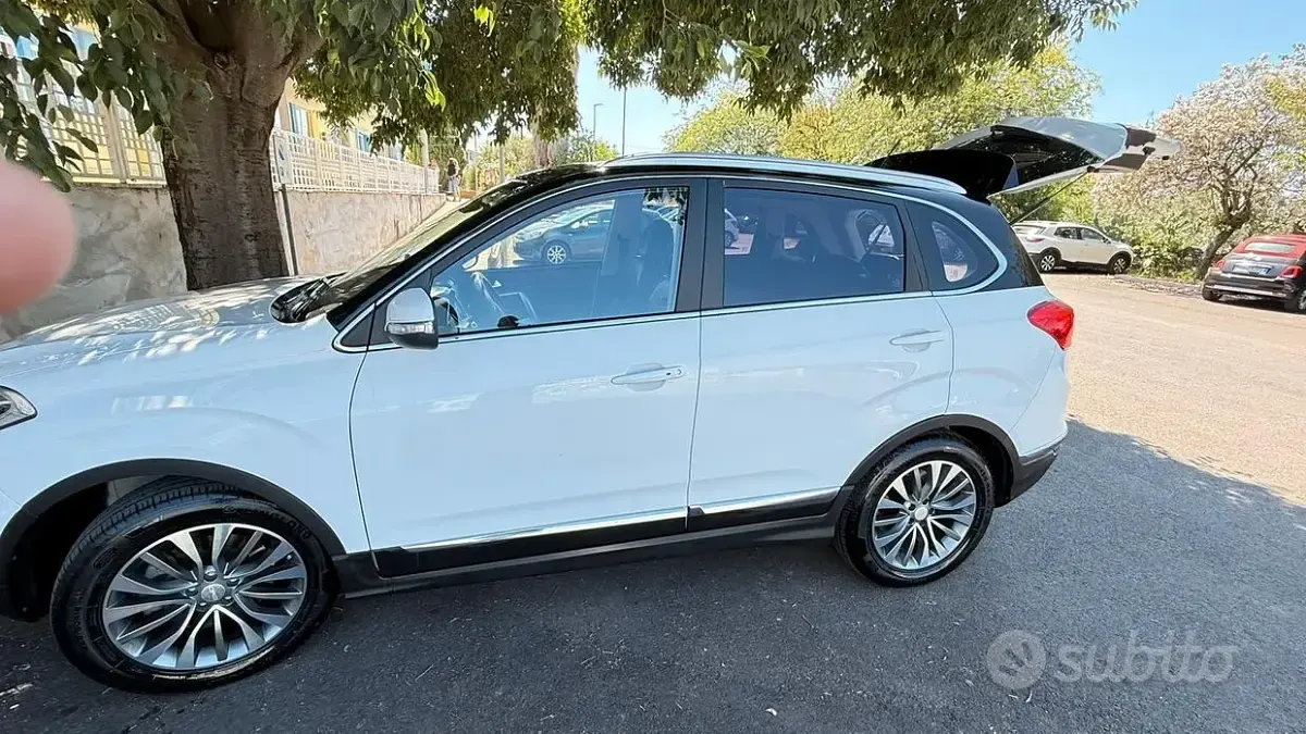 Usata EVO Evo 6 150 CV (110 kW) 2020 Bianco SUV