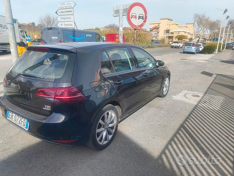 Usata VW Golf VII 105 CV (77 kW) 2013 Berlina