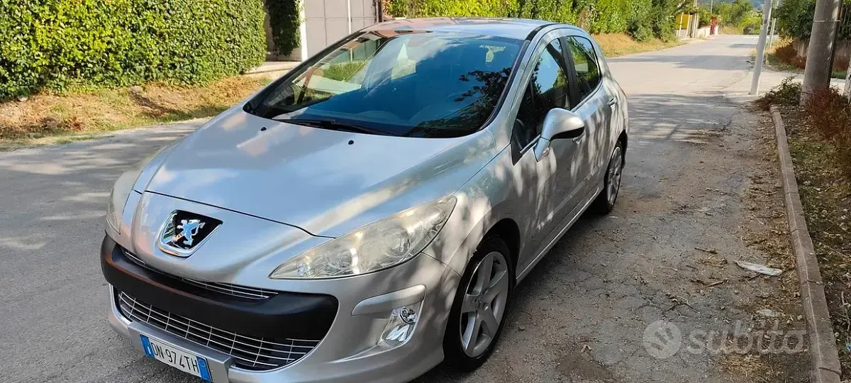 Usata Peugeot 308 109 CV (80 kW) 2008 Berlina