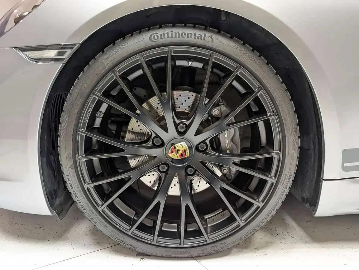 Usata Porsche 718 Cayman 299 CV (219 kW) 2019 Grigio metallizz Coupé
