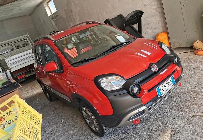 Usata 2016 Fiat Panda Cross Cross Due volumi | 11.500 € (Buon prezzo) - Immagine 1/4